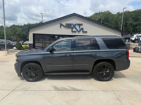 Used 2020 Chevrolet Tahoe Premier AWD/4WD image 6