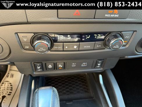 Used 2023 Nissan Frontier SV w/ SV Convenience Package image 27