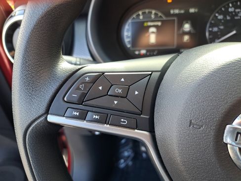 Certified 2021 Nissan Kicks SV FWD image 21