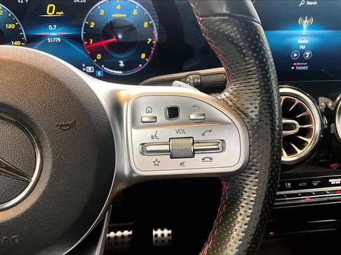 Used 2021 Mercedes-Benz GLB 250 image 23