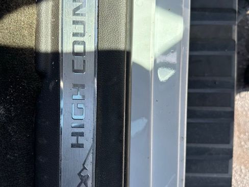 Used 2017 Chevrolet Silverado 1500 High Country image 26