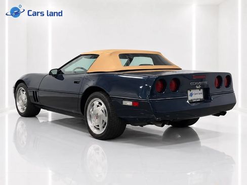 Used 1989 Chevrolet Corvette Convertible RWD image 5