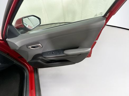 Used 2025 Kia K4 LXS image 30