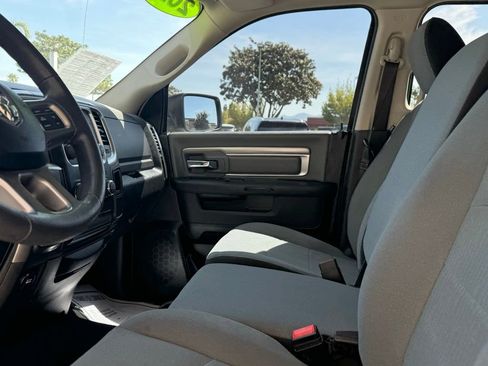 Used 2021 RAM 1500 Classic SLT image 14