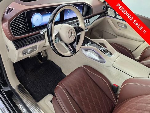 Certified 2025 Mercedes-Benz Maybach GLS 600 4MATIC image 10