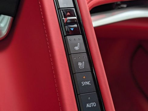 Used 2023 Chevrolet Corvette Stingray Premium Cpe w/ Z51 Performance Package RWD image 21