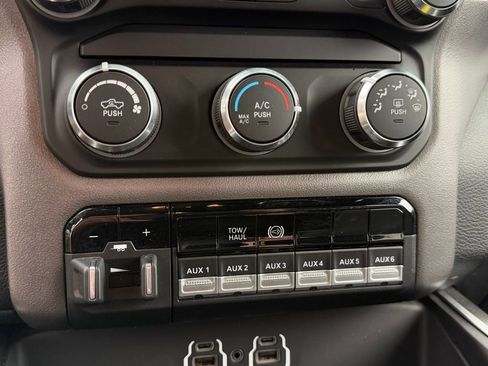 Used 2020 RAM 2500 Big Horn w/ Level 1 Equipment Group image 26