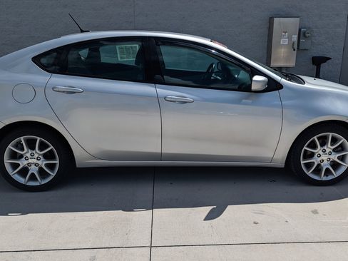 Used 2013 Dodge Dart SXT w/ Popular Equipment Group image 1