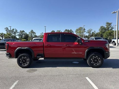 Used 2025 GMC Sierra 2500 AT4X AWD/4WD image 2