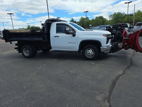 Used 2020 Chevrolet Silverado 3500 W/T w/ WT Convenience Package AWD/4WD image 4