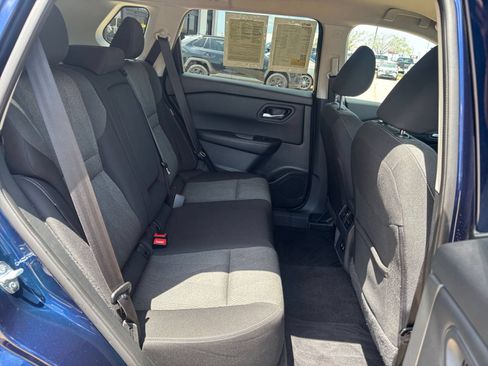 Used 2025 Nissan Rogue SV AWD/4WD image 28