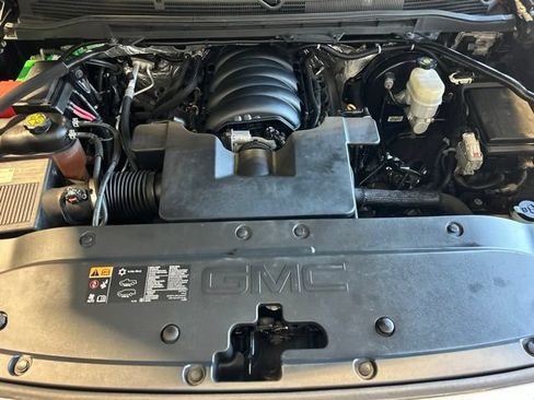 Used 2015 GMC Sierra 1500 Denali AWD/4WD image 35