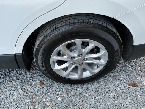 Used 2019 Chevrolet Equinox LT AWD/4WD image 26