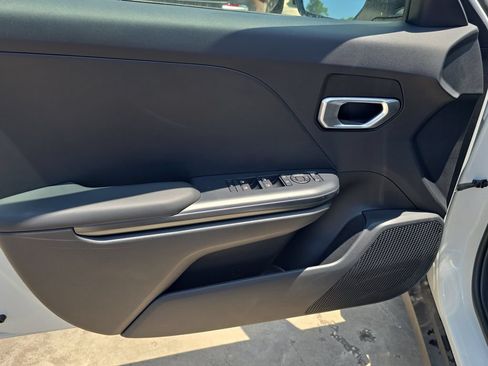 New 2026 Kia K4 FWD image 17