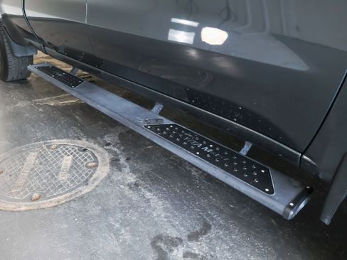 Used 2020 Chevrolet Silverado 1500 Custom w/ Custom Value Package image 33