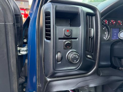 Used 2016 Chevrolet Silverado 2500 W/T AWD/4WD image 23