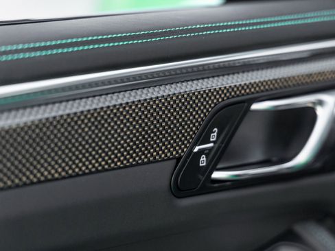 New 2026 Porsche Macan GTS image 21