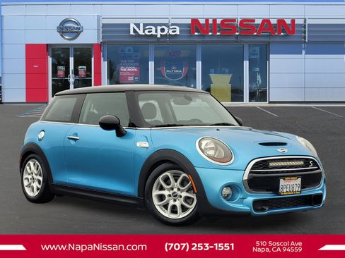 Used 2015 MINI Cooper S FWD image 1