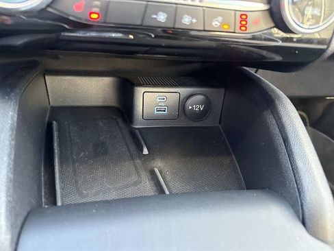 Used 2022 Ford Escape Titanium w/ Titanium Elite Package image 19