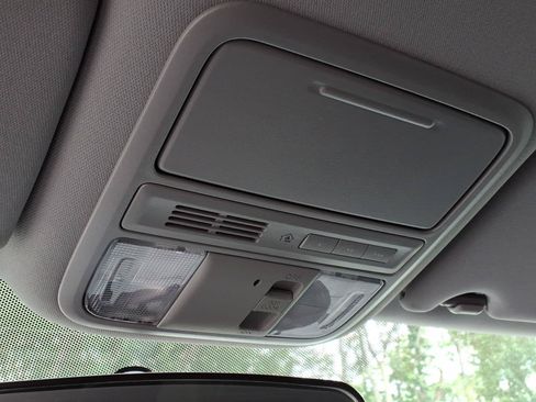 Used 2019 Honda Ridgeline Sport image 22