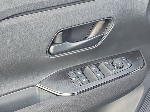 New 2026 Nissan Kicks S image 13