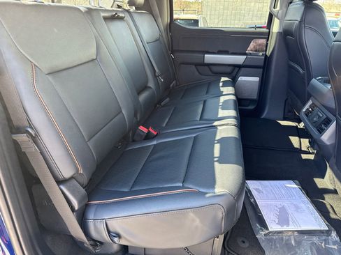 New 2026 Ford F250 Lariat w/ Black Appearance Package AWD/4WD image 17