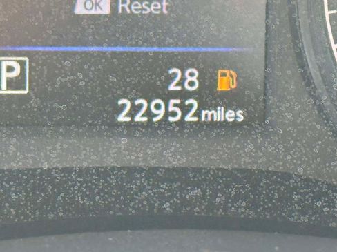Used 2025 Nissan Altima 2.5 S FWD image 24