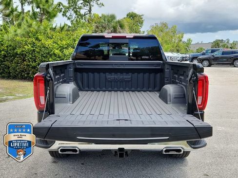 New 2026 GMC Sierra 1500 SLT w/ SLT Premium Package AWD/4WD image 5