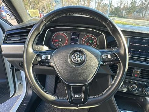 Used 2019 Volkswagen Jetta R-Line FWD image 13
