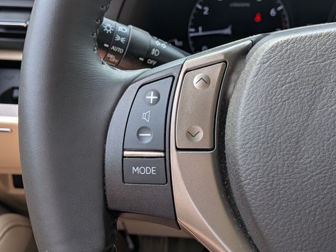 Used 2013 Lexus RX 350 FWD w/ Navigation Pkg image 24