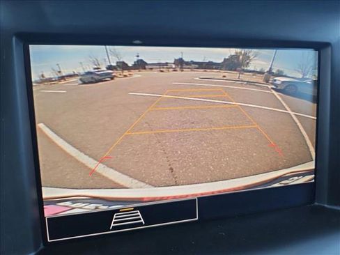 Used 2024 GMC Terrain SLE image 13