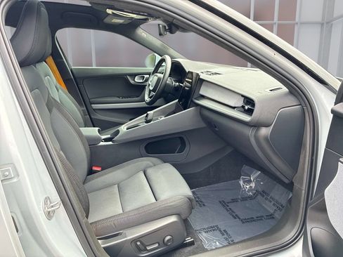 Used 2023 Polestar Polestar 2 AWD/4WD image 18