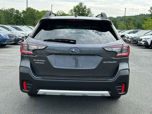 Used 2020 Subaru Outback Limited AWD/4WD image 5