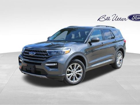 Used 2020 Ford Explorer XLT w/ Equipment Group 202A AWD/4WD image 1