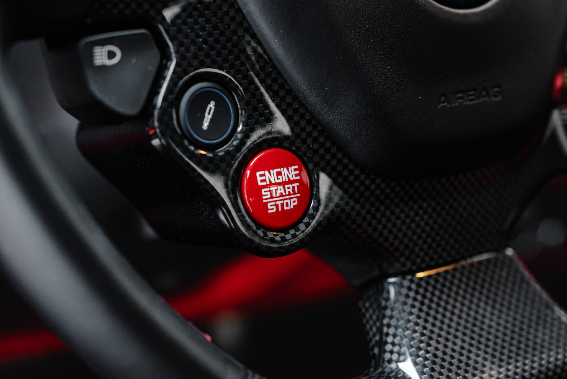 Used 2016 Ferrari 488 GTB RWD image 51