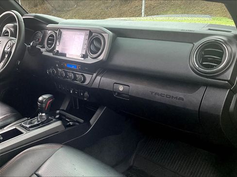 Used 2022 Toyota Tacoma TRD Pro image 14