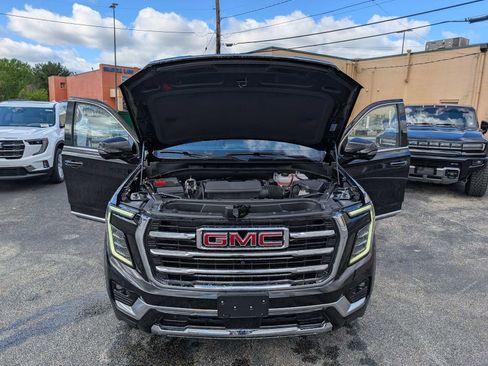New 2026 GMC Yukon Elevation AWD/4WD image 11