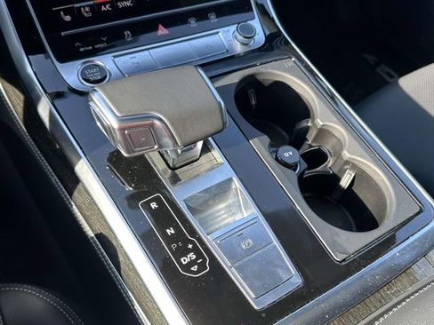 Used 2025 Audi Q7 3.0T Premium Plus w/ Premium Plus Package AWD/4WD image 31