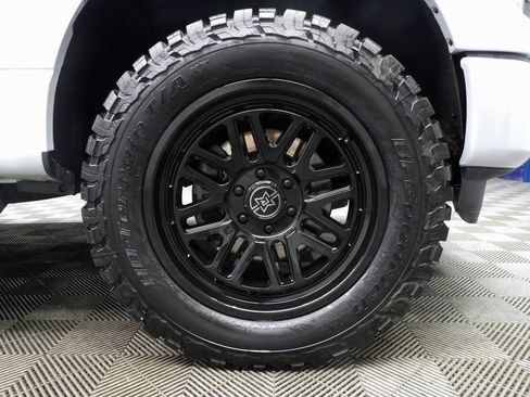 Used 2022 Ford F150 XLT w/ Equipment Group 302A High image 9