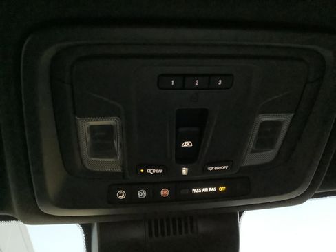 Used 2024 Chevrolet Silverado 1500 High Country w/ Technology Package image 17