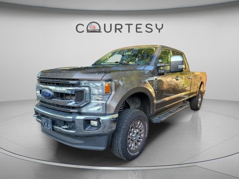 Used 2022 Ford F250 XLT w/ XLT Premium Package AWD/4WD image 11