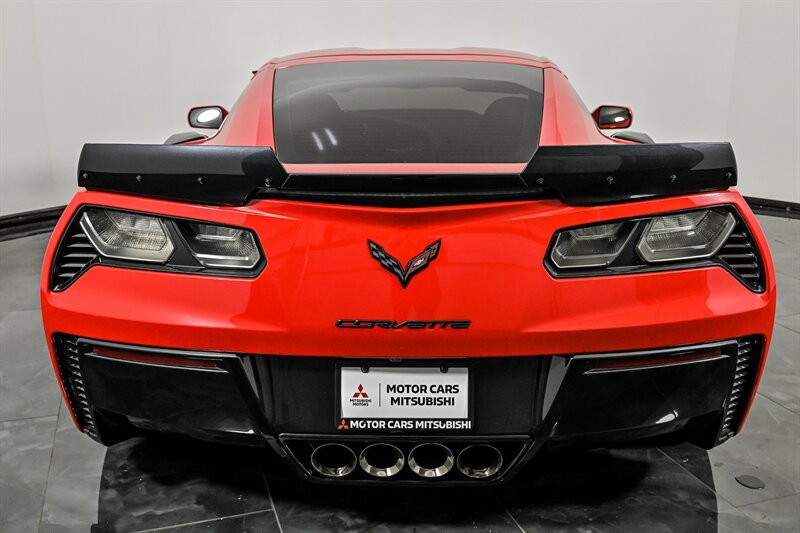 Used 2016 Chevrolet Corvette Z06 w/ 2LZ Preferred Equipment Group RWD image 8