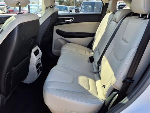 Used 2018 Ford Edge Titanium w/ Equipment Group 301A image 20