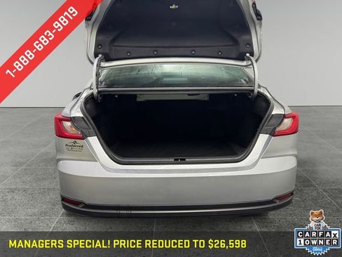 Used 2025 Toyota Camry LE FWD image 13