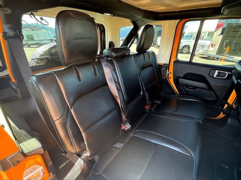 Used 2021 Jeep Wrangler Unlimited Rubicon 4xe w/ Cold Weather Group image 27