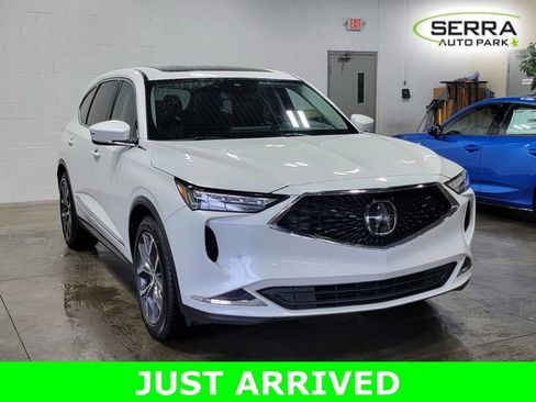 Certified 2023 Acura MDX SH-AWD w/ Technology Package image 4