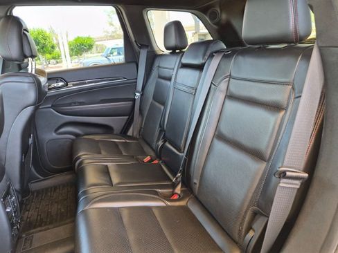 Used 2020 Jeep Grand Cherokee Trailhawk w/ Trailhawk Luxury Group AWD/4WD image 18