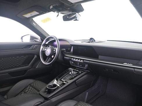 Certified 2026 Porsche 911 Carrera 4 GTS AWD/4WD image 18
