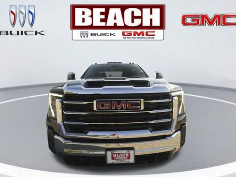 Used 2024 GMC Sierra 2500 SLT w/ SLT Convenience Package AWD/4WD image 8