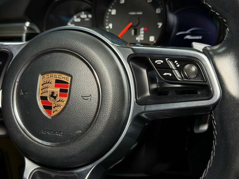 Used 2018 Porsche Macan Sport Edition image 44